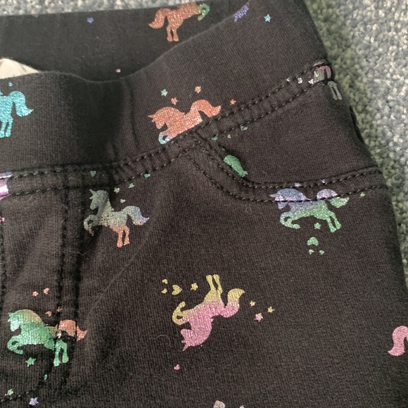 Girls black pants with colorful sparkly unicorn pattern. Size 6. Brand H&M. - Picture 2 of 6